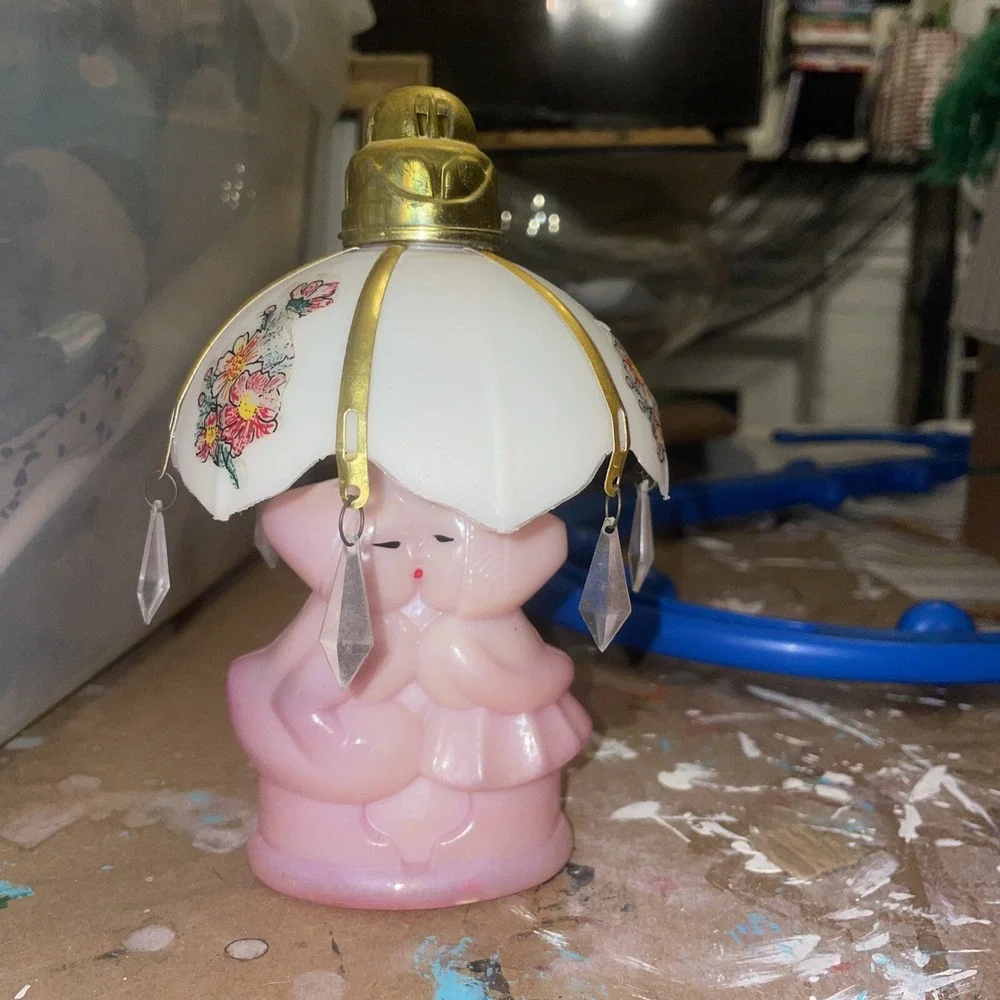 Vintage Avon Diffuser Lamp Shade‎ Oriental Kissing